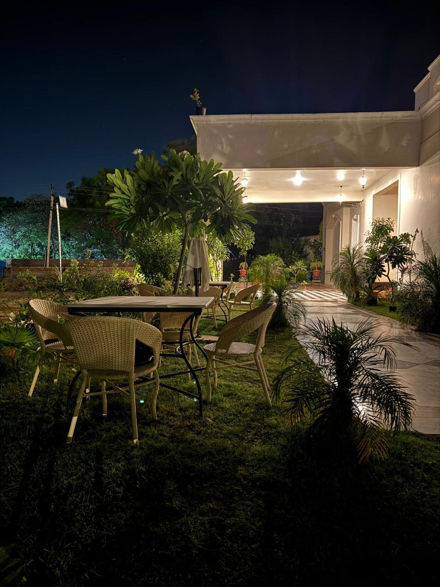 Surya Uday Villa Udaipur Exteriör bild