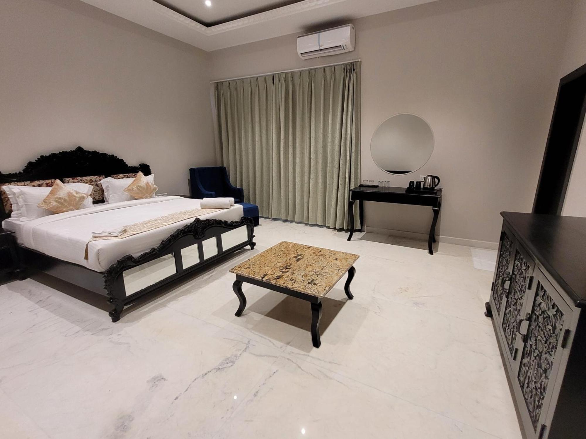 Surya Uday Villa Udaipur Exteriör bild