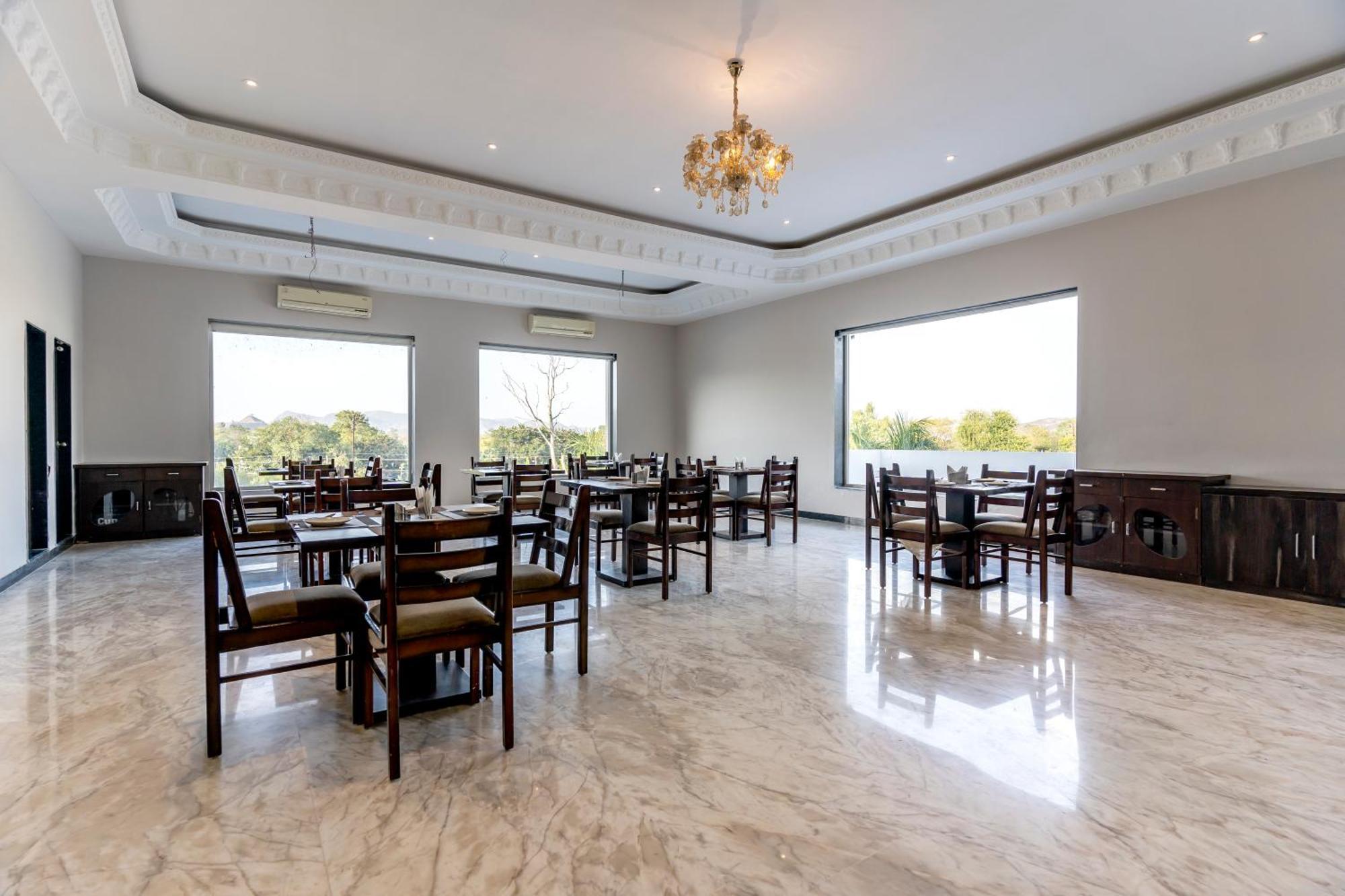 Surya Uday Villa Udaipur Exteriör bild